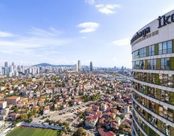 Central Flat With Amazing City View in Atasehir Oda