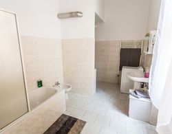 Central Retro Apartment Banyo Tipleri