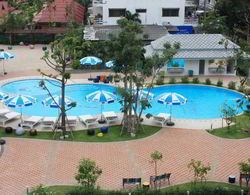 Cera Resort Cha Am Havuz