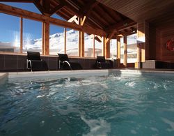 Chalet Du Mont Vallon Spa Resort Havuz