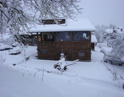 Chambres d'Hôtes Chalet De La Source Dış Mekan