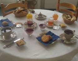 Chambres D'hotes La Barbinais Bed&breakfast St Malo Yerinde Yemek
