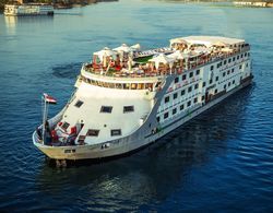 Champollion II Nile Cruise Öne Çıkan Resim
