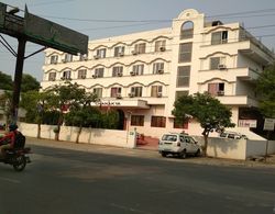Hotel Chanakya Dış Mekan
