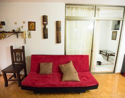 Charming 1-bed Apartment in Armenia Oda Düzeni