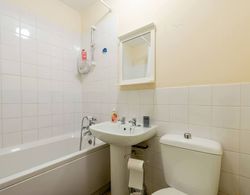 Charming 1-bed Apartment in Luton Banyo Tipleri