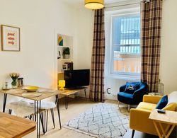 Charming 1 Bedroom Apartment in the Heart of Edinburgh Oda Düzeni
