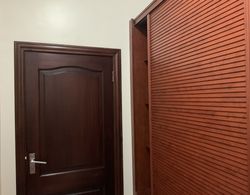 Charming 3-bed Apartment Airport Residential Accra İç Mekan
