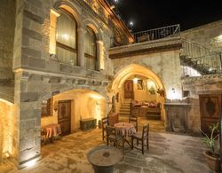 Charming Cave Hotel Dış Mekan