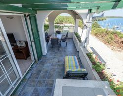 Charming Holiday House in a Quiet Area,large Covered Terrace With Great sea View Dış Mekan