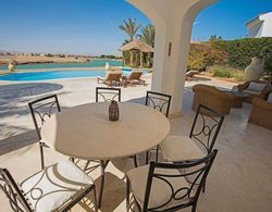 Charming Villa in El Gouna with Pool Oda Düzeni