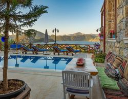 Charming Room With Mesmerizing View in Selimiye Oda