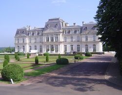 Chateau D'Artigny Genel