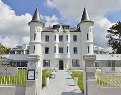 Chateau Des Tourelles Hotel Thalasso Spa Genel