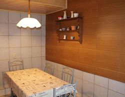 Cheerful Apartment in Brusow With Terrace, Garden and Barbecue Yerinde Yemek