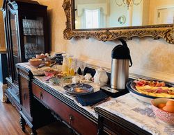 Chez Lindsey Bed & Breakfast Kahvaltı