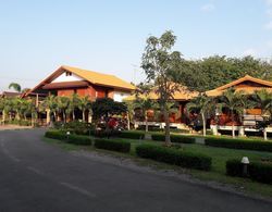 Chiang Kham Tilue Resort Dış Mekan