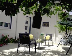 Chrismma Apartment With Private Yard, Parking Dış Mekan