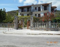 Christos Guesthouse Dış Mekan