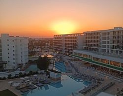 Chrysomare Beach Hotel and Resort Genel