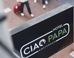 Ciao Papa Hotel Amsterdam Central Station Dış Mekan