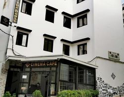 Cine House Dış Mekan