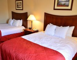 Clarion Inn & Suites at the Outlets of Lake George Genel