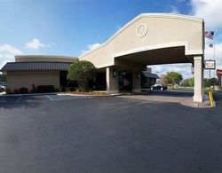 Clarion Inn & Suites Dothan South Genel