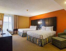 Clarion Inn & Suites Evansville Genel
