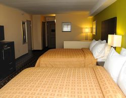 Clarion Inn & Suites Virginia Beach Genel