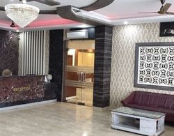 Hotel Clarks Inn Express Bharatpur İç Mekan