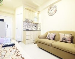 Clean And Tidy Green Pramuka Apartement İç Mekan