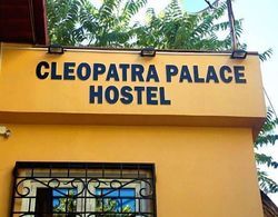 Cleopatra Palace Hostel Dış Mekan