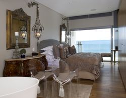 Clifton Spectacular Ocean View Apartment Oda Manzaraları