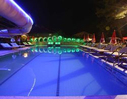 Club Ecrin Hotel Havuz