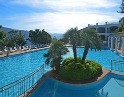 Club Nimara Beach Resort Havuz