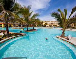 Coconut Bay Resort & Spa All Inclusive Havuz