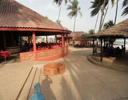 Coconut Grove Beach Resort Genel
