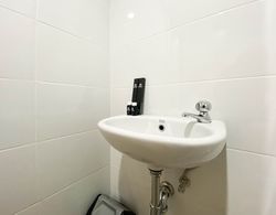 Comfort And Cozy Stay 1Br At The Alton Apartment Banyo Tipleri