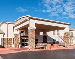 Comfort Inn & Suites Junction City - Near Fort Ril Genel