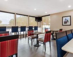 Comfort Inn & Suites Little Rock Airport Yeme / İçme