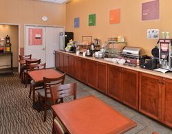 Comfort Inn & Suites Seattle  Yeme / İçme