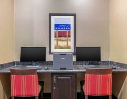 Comfort Inn & Suites Shawnee - Kansas City Genel