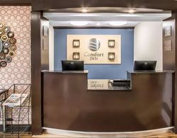 Comfort Inn & Suites Tulsa Catoosa Lobi