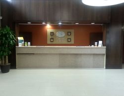 Comfort Suites Houston West at Clay Road Genel