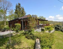 Comfortable Chalet in Petit-han With Garden and Barbecue Dış Mekan