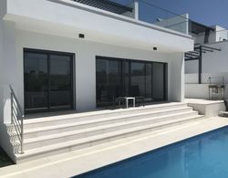 Comfortable Villa in Coto With Swimming Pool Dış Mekan