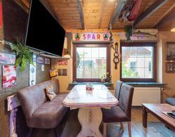 Comfortable Apartment in Wismar Mecklenburg With Fireplace Yerinde Yemek