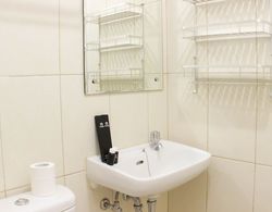 Comfy And Warm 2Br At Springlake Summarecon Bekasi Apartment Banyo Tipleri