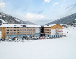 COOEE alpin Hotel Bad Kleinkirchheim Öne Çıkan Resim